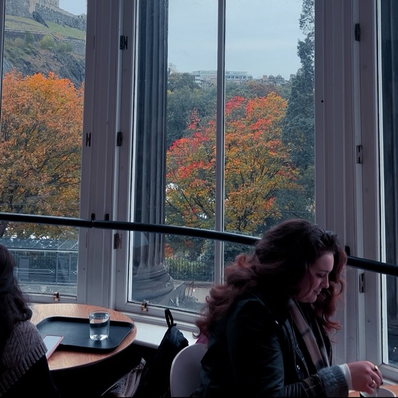 ⭐️⭐️POSH AMBASSADOR ⭐️⭐️ - Picture 1 of 1